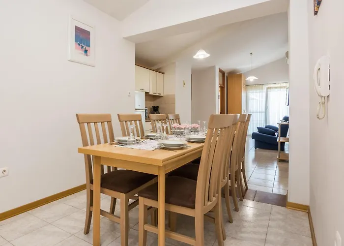 Apartment 7Ulica Br II Kozino