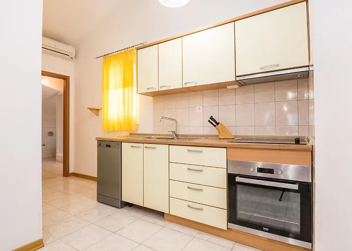 7ulica Br Ii Apartamento Kožino